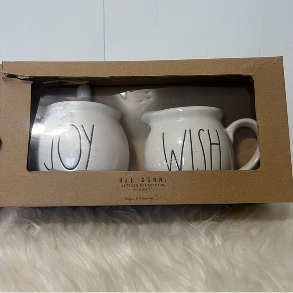 Rae Dunn Joy Wish Cream and Sugar Set New
House Decor Kitchen Coffee - Picture 2 of 9